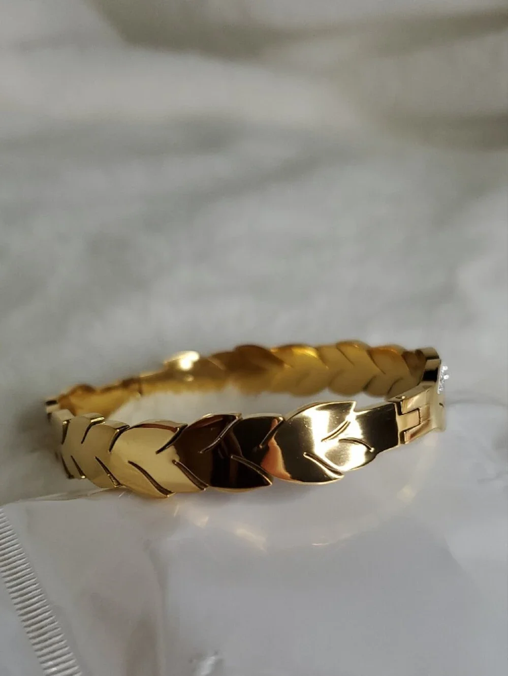 Fashion Jewelry Gold Leaf Crystal Accent Bracelet